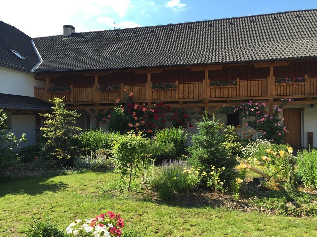 Statek 3 - Wellness & Spa Hotel Hluboka nad Vltavou Luaran gambar