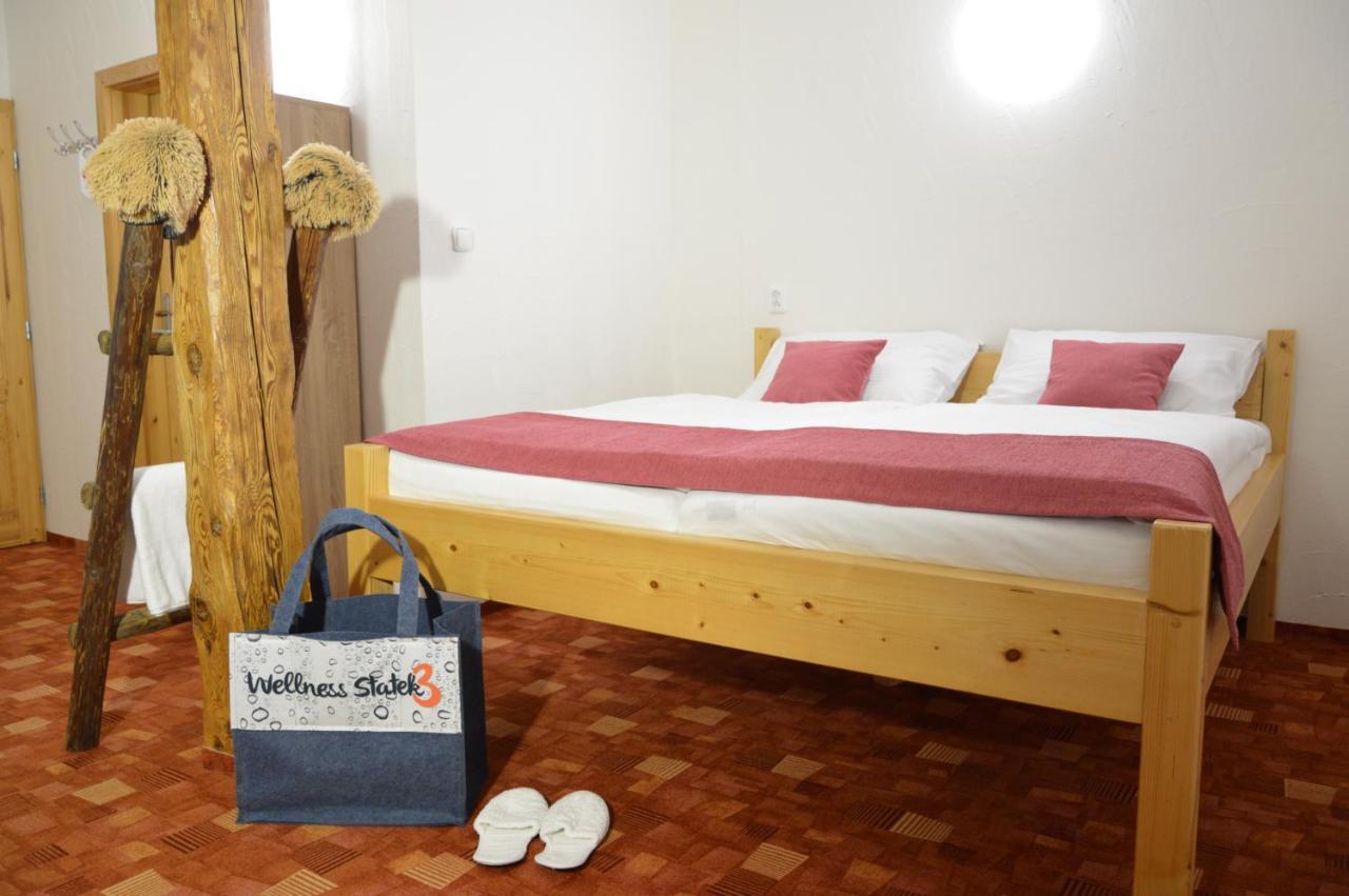 Statek 3 - Wellness & Spa Hotel Hluboka nad Vltavou Luaran gambar