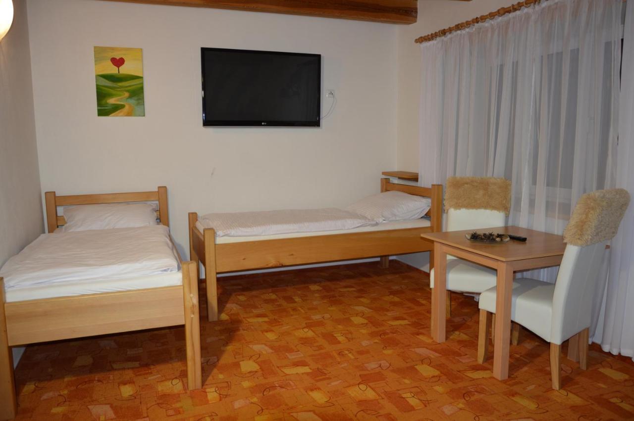 Statek 3 - Wellness & Spa Hotel Hluboka nad Vltavou Luaran gambar