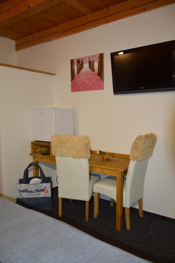 Statek 3 - Wellness & Spa Hotel Hluboka nad Vltavou Luaran gambar